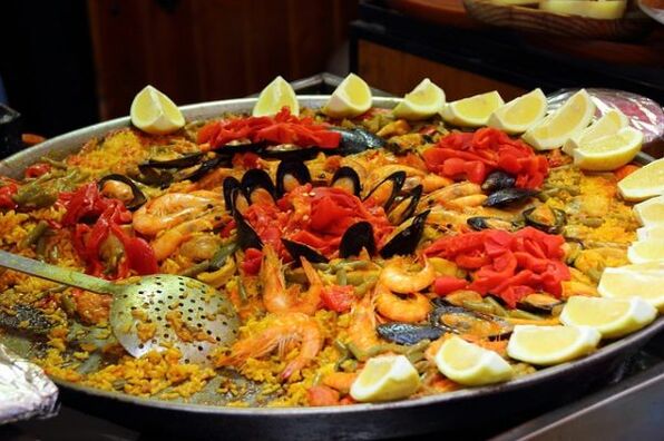 seafood pilaf pikeun diet Mediterania